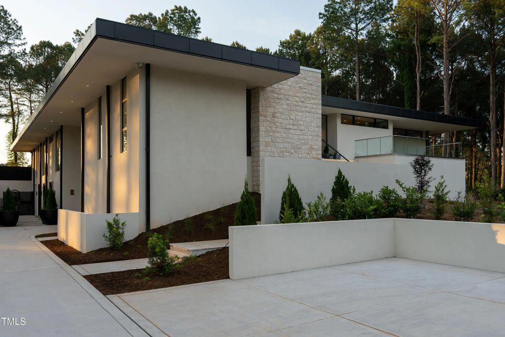 812 Stradella Road, Raleigh