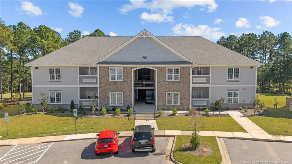 240 Gallery Drive 301, Spring Lake