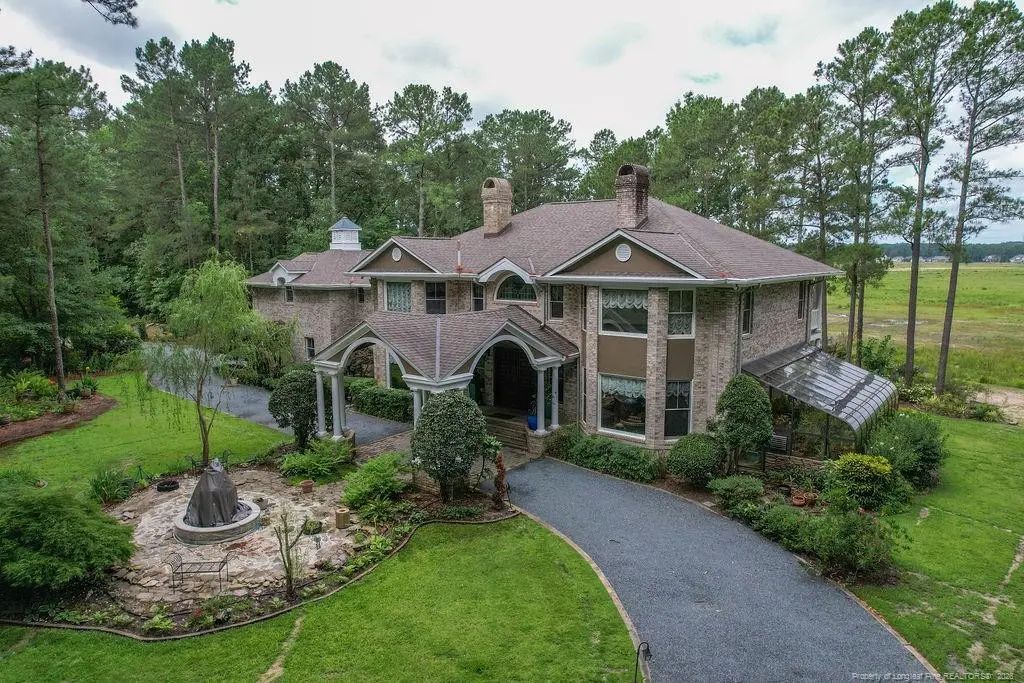 1064 Tresses Court, Vass