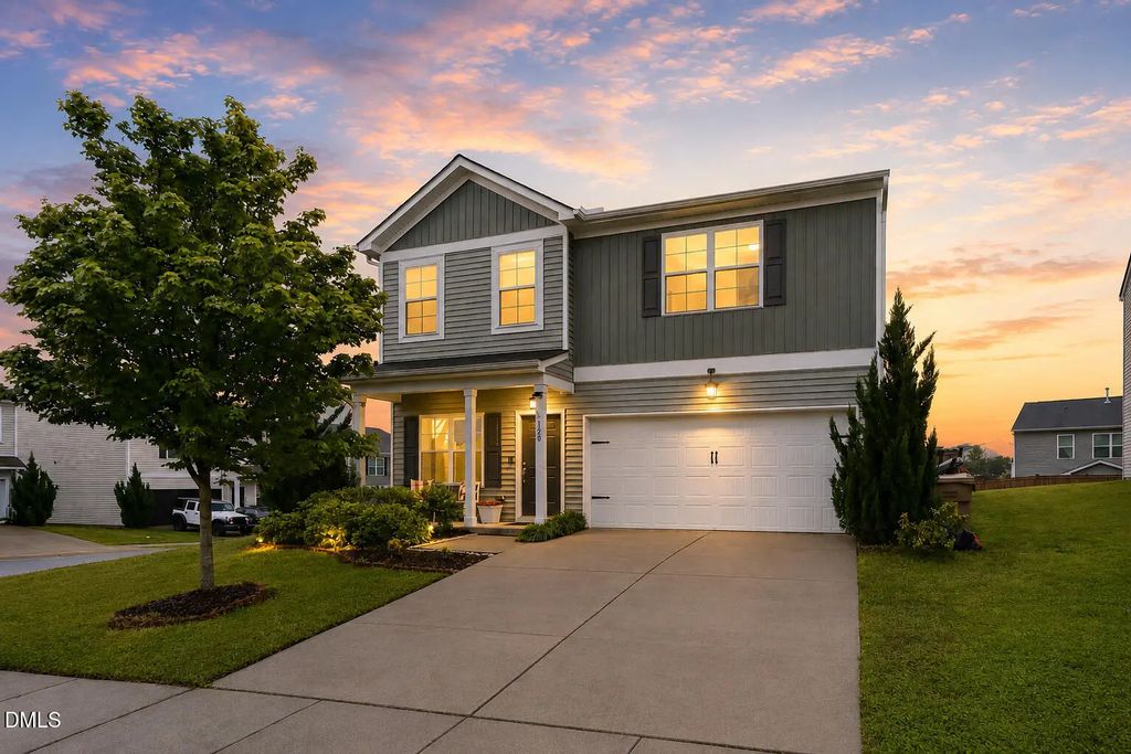 120 Saddle Oaks Lane, Clayton