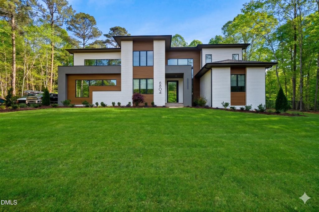 6804 Brixley Circle, Raleigh