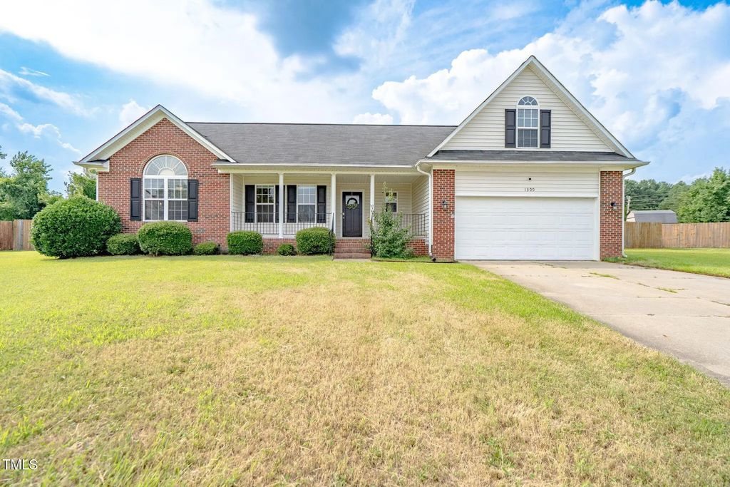 1300 Shoshone Place Place, Fayetteville