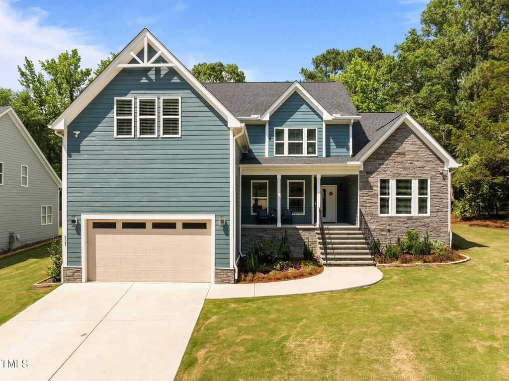 521 E Nc 54 Highway, Durham