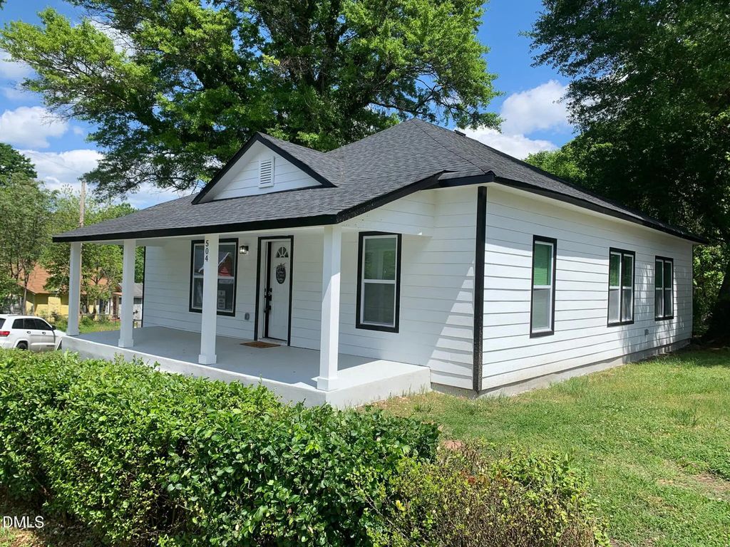 504 N Oakland Street, Gastonia