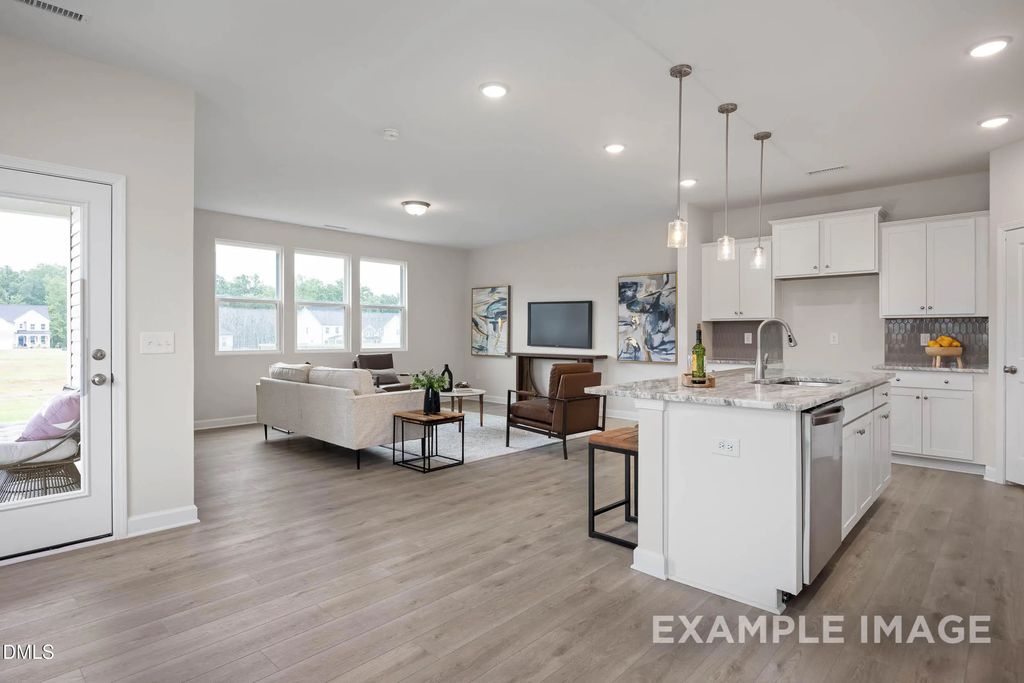 67 Single Barrel Ct, Lillington