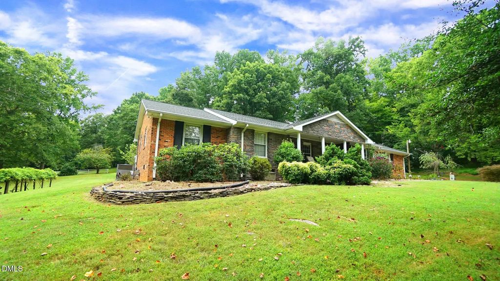 8509 Stagville Road, Bahama