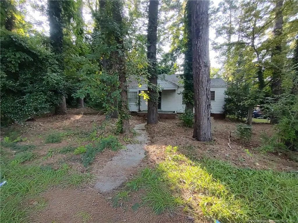406 Courtland Drive, Sanford