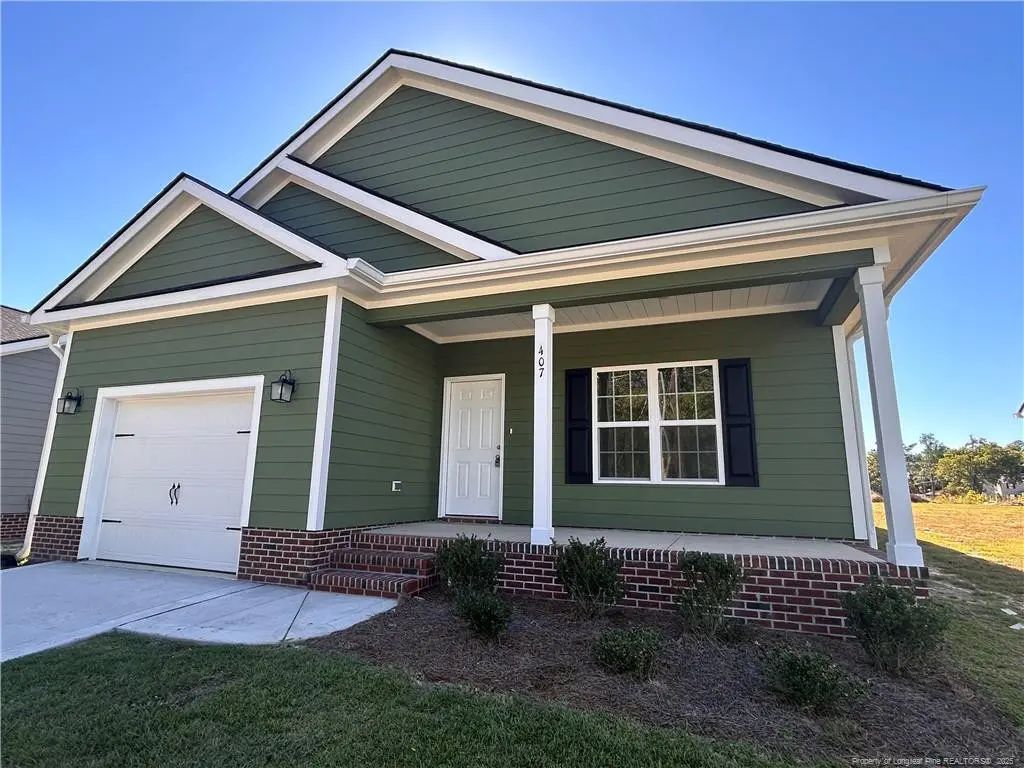 407 Morehead Street, Spring Lake