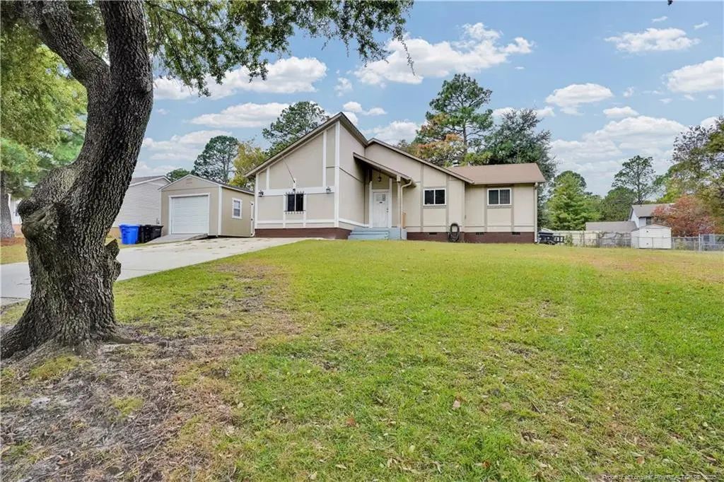 2008 Dockside Drive, Fayetteville