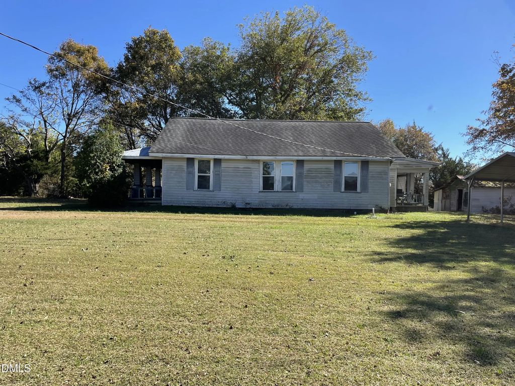 2039 Lower Hopedale Road, Burlington