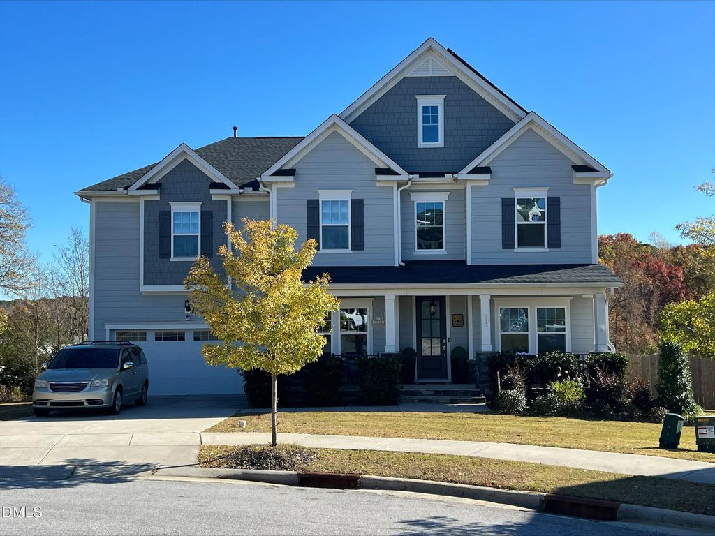 213 Cassada Court, Holly Springs