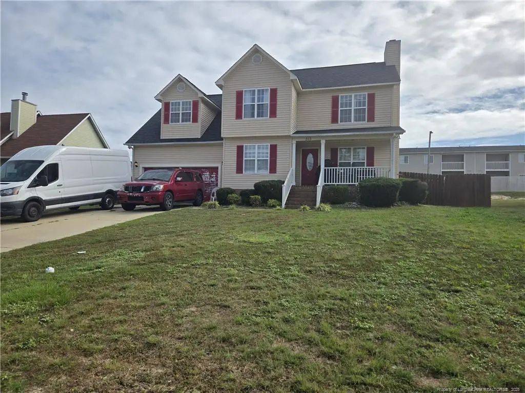 313 Laketree Boulevard, Spring Lake