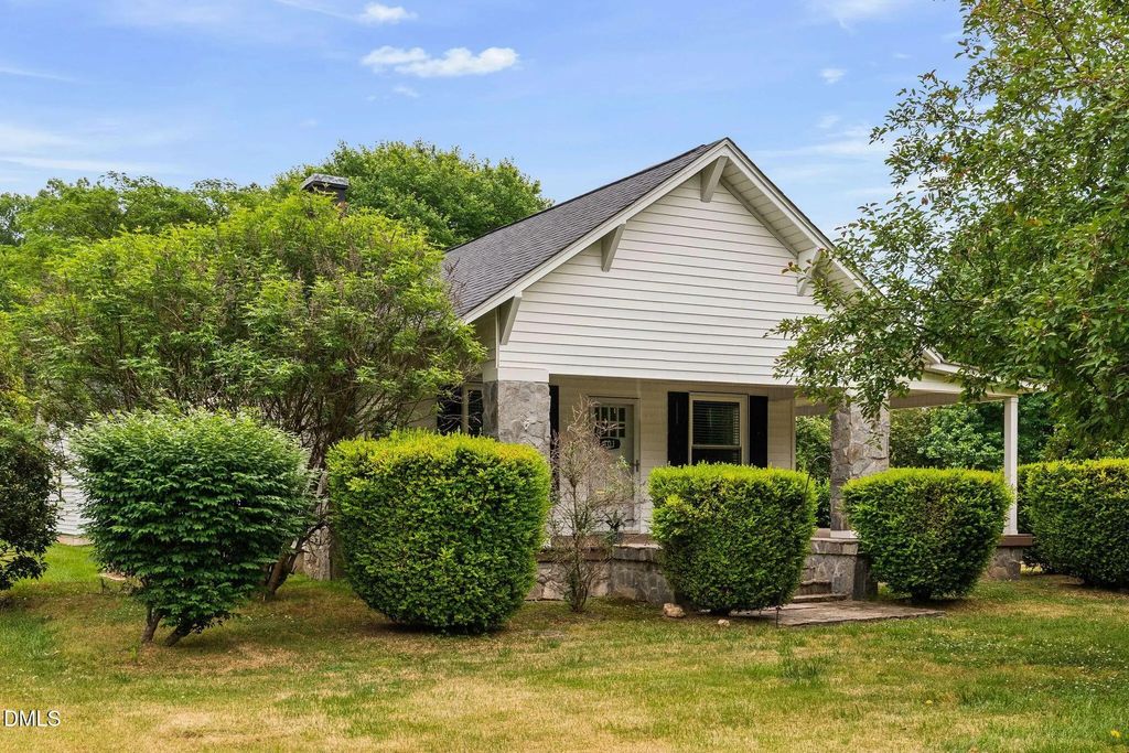 401 S Eighth Street, Mebane