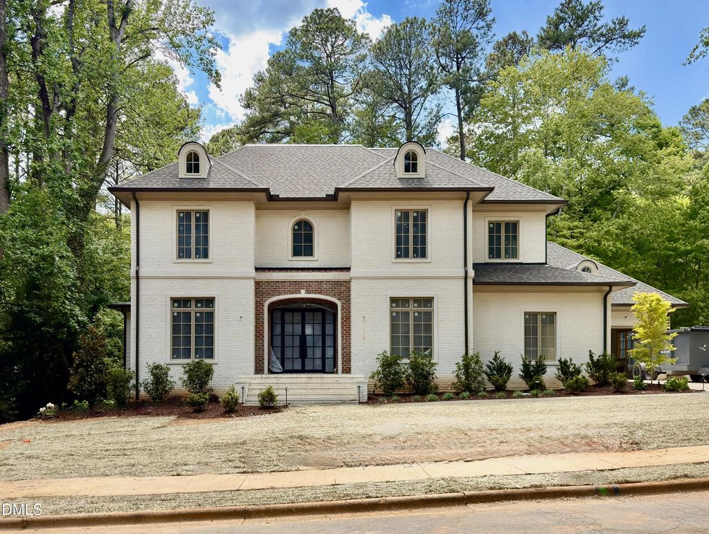 4801 Rampart Street, Raleigh