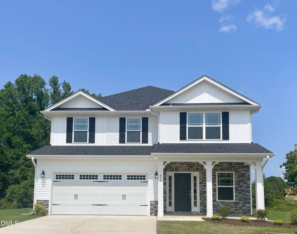 39 Deep Blue Trail, Middlesex