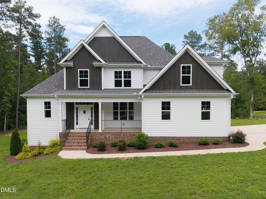 190 Whistlers Cove, Louisburg