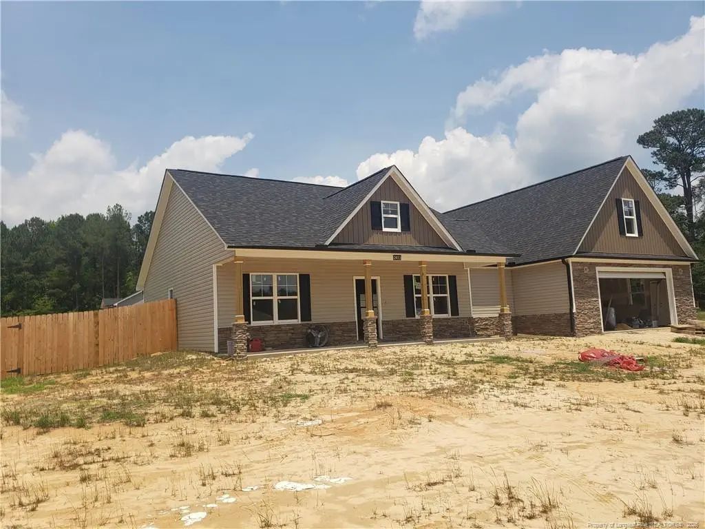 2453 Live Oak Drive, Fayetteville