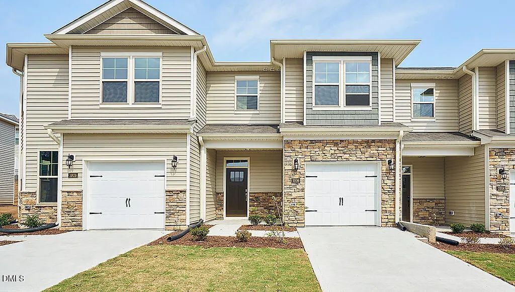 415 Kinneries Drive, Gibsonville