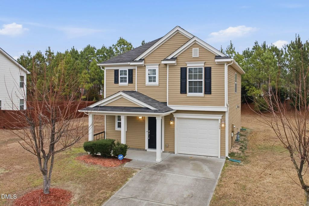 608 Chalcedony Court, Durham