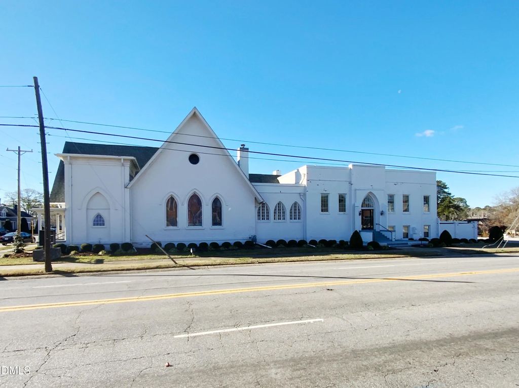 401 W Cumberland, Dunn