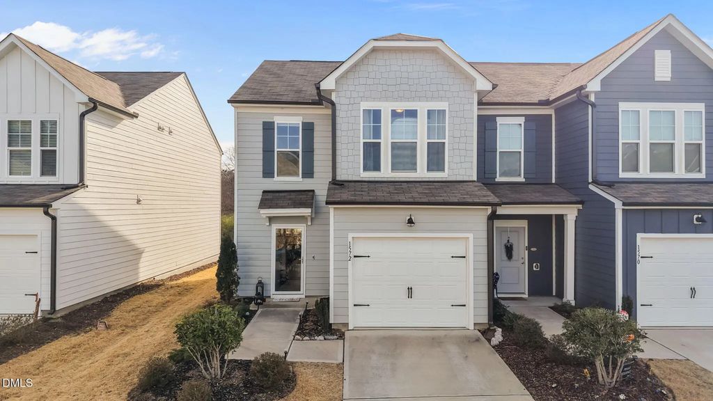 1572 Rhodes Pond Street, Wendell