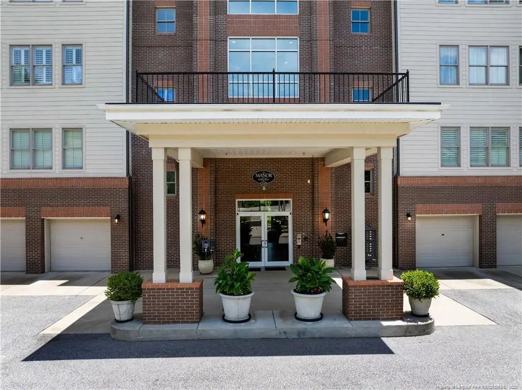 220 Hugh Shelton Loop 401, Fayetteville