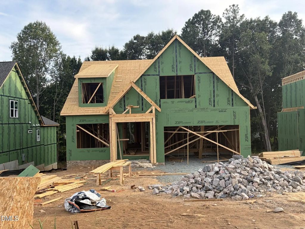 749 W Holly Springs Road, Holly Springs