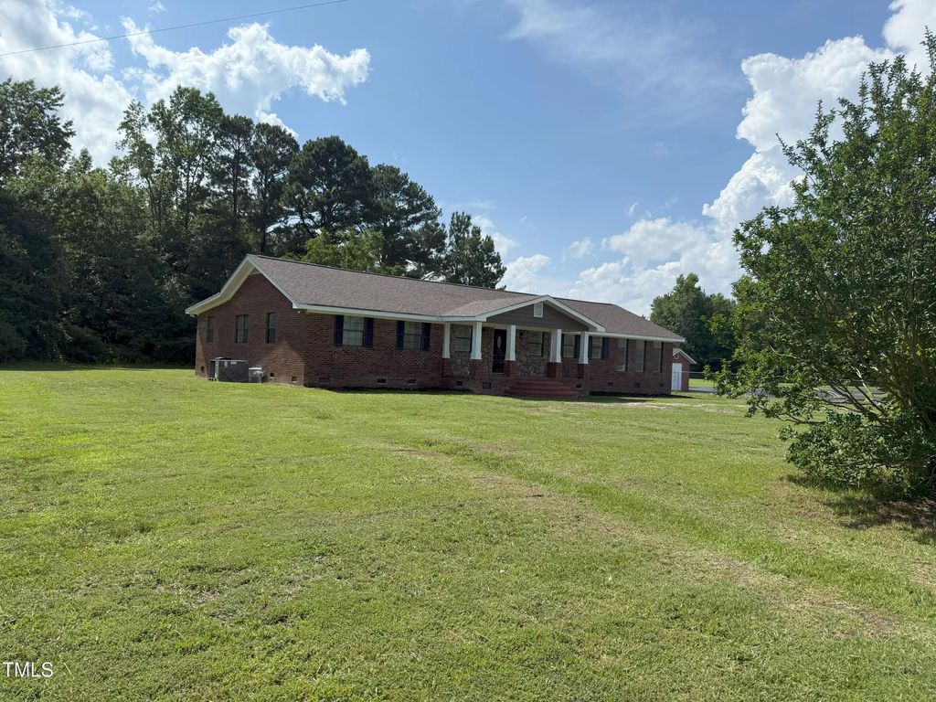 773 New Hope Church Road, Battleboro