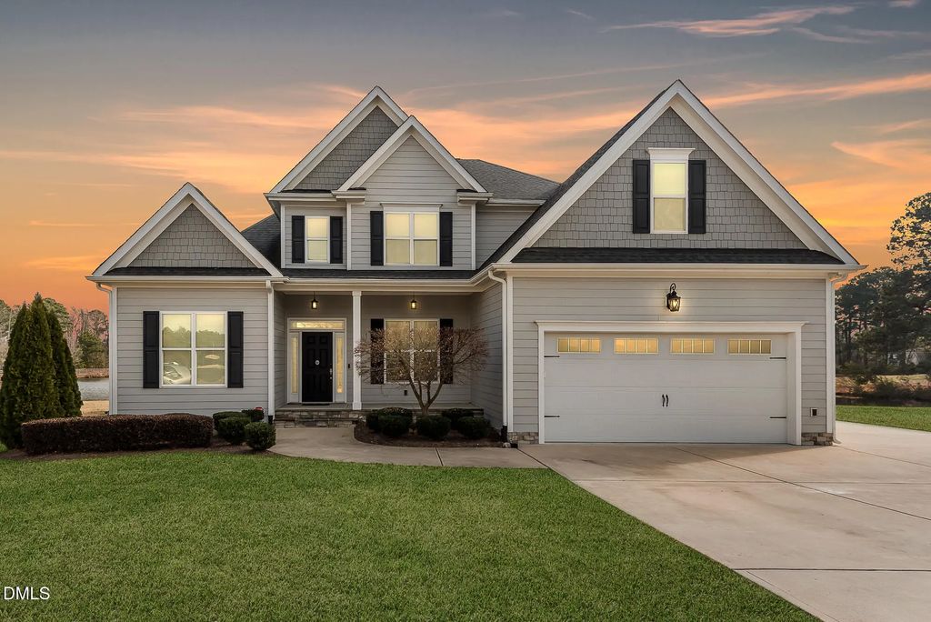 1015 Black River Drive, Zebulon