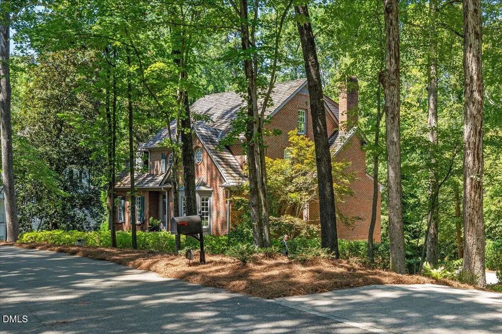 512 Hertford Street, Raleigh