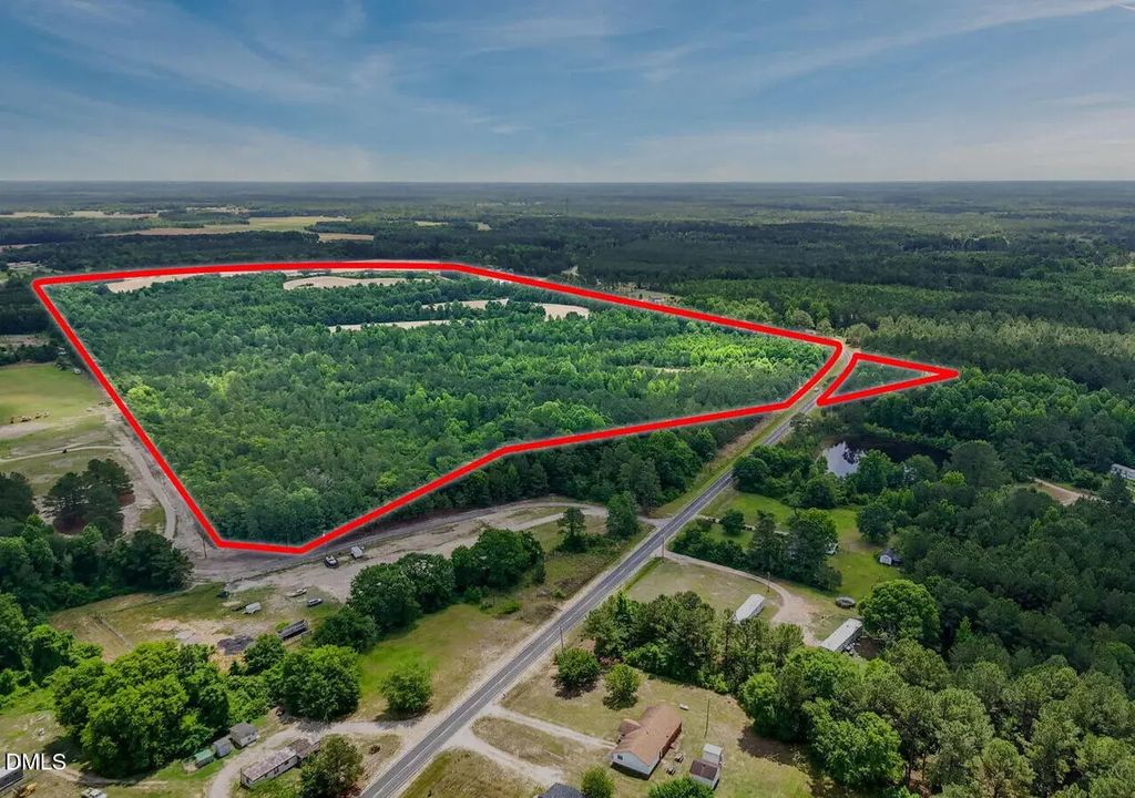 2044 Wire Road, Bunnlevel