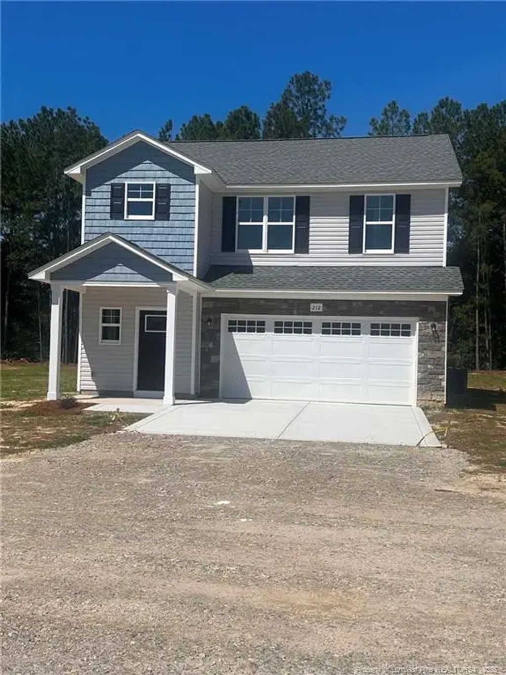 212 Nandina Road, Raeford