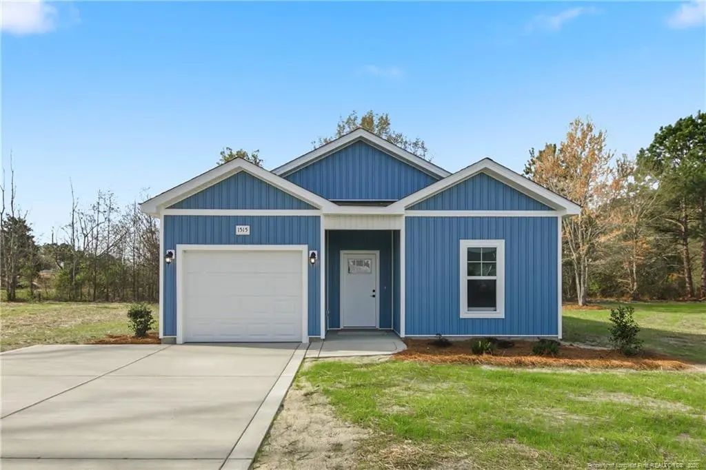 1515 Mcbryde Lake Road, Raeford
