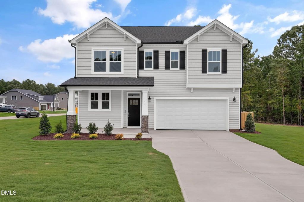 143 Eagle Rock Drive, Lillington