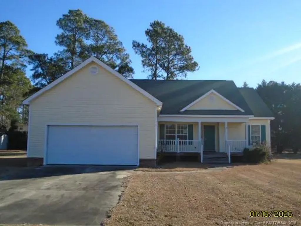 205 Kelly Drive, Laurinburg