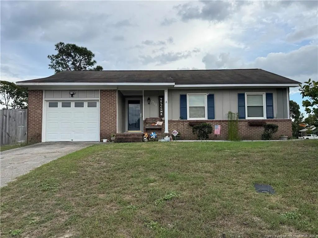5733 Sagamore Road, Hope Mills
