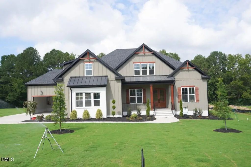 2433 Rosslare Mews Lane, Wendell