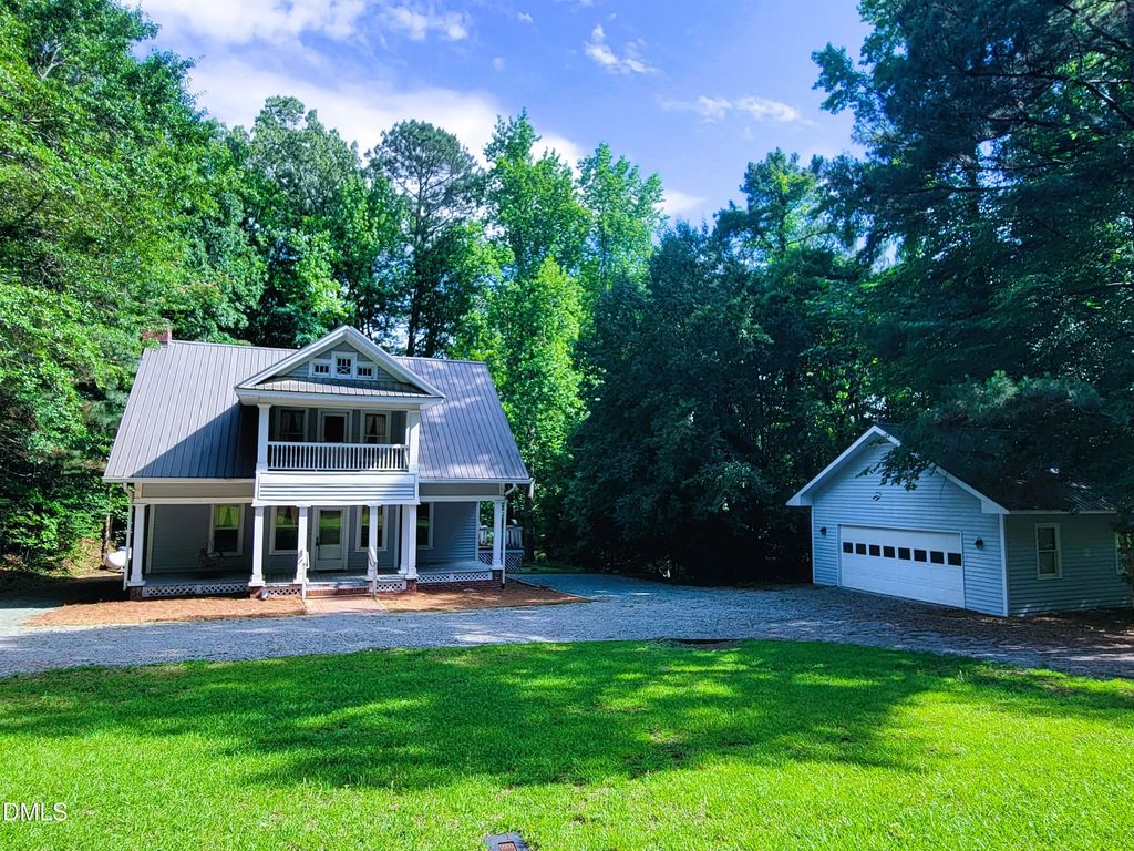 62 Indian Trail, Sanford