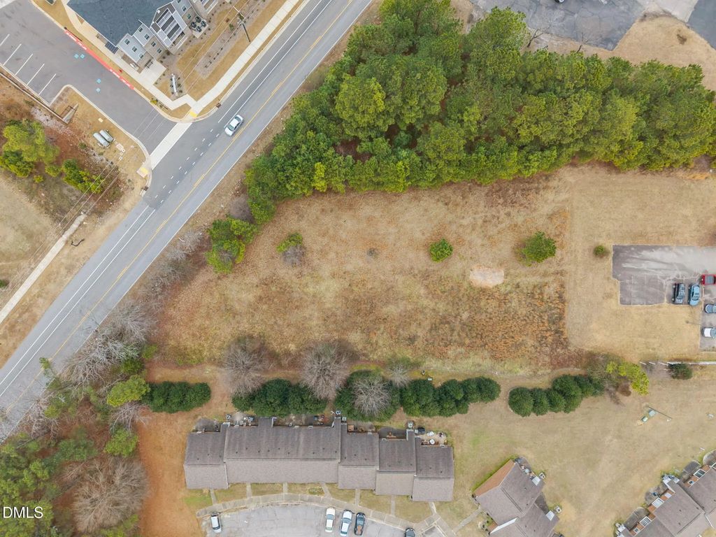 350 Pony Road, Zebulon