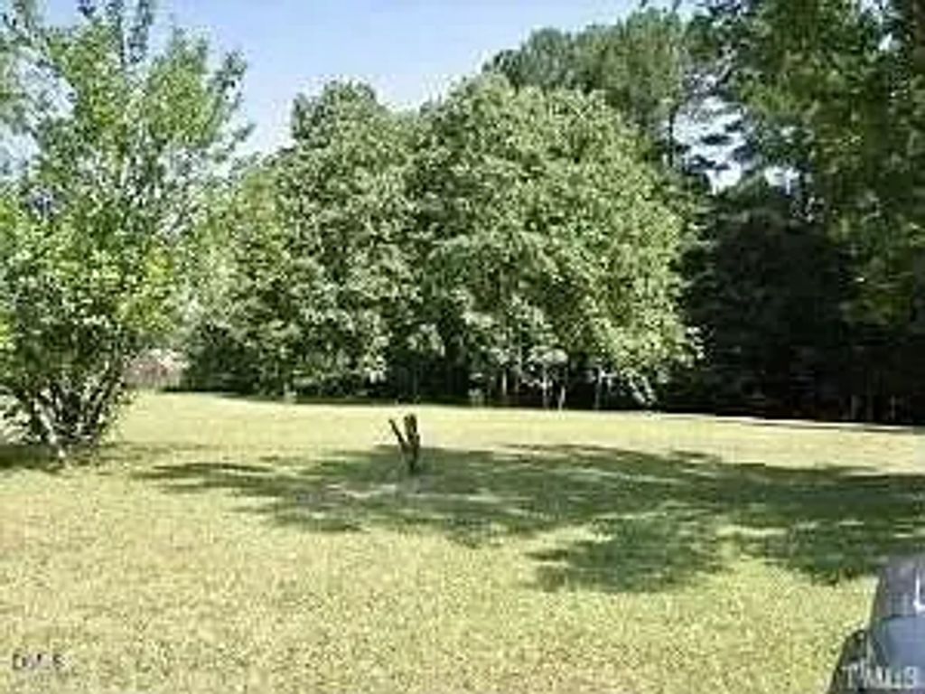 4921 N Nc 42, Raleigh
