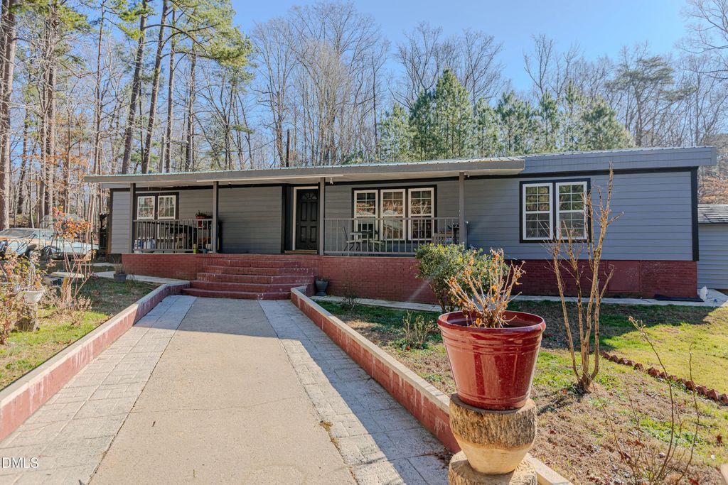 2080 Lower Street, Hillsborough