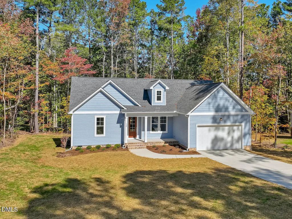 255 Maplewood Drive, Sanford