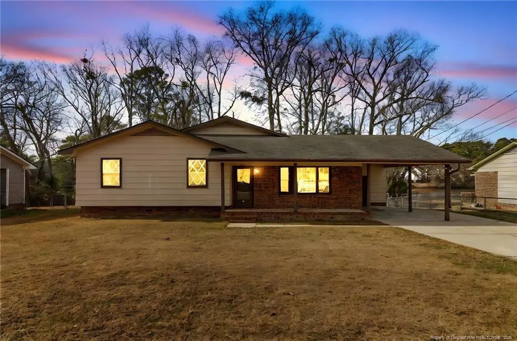 410 Lansdowne Road, Fayetteville