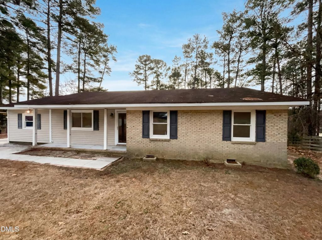 1004 Vesper Lane, Fayetteville