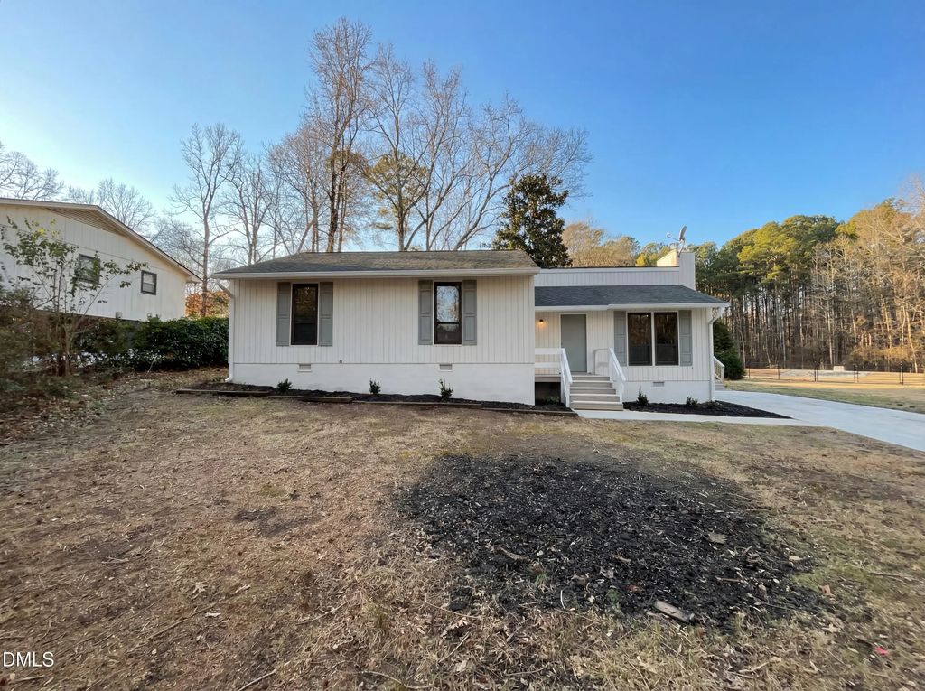 805 Wedgewood Avenue, Zebulon