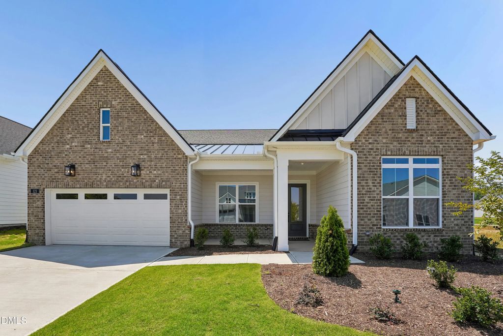 121 Dunton Street, Holly Springs