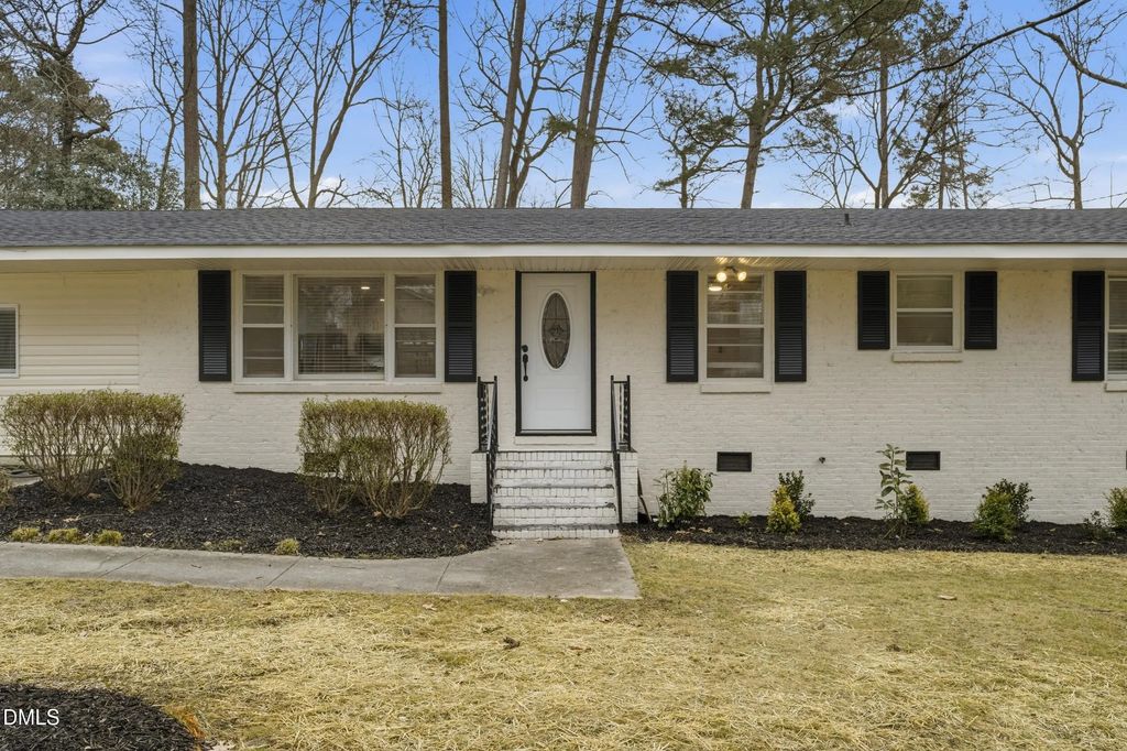 208 Lynnwood Estates Drive, Knightdale