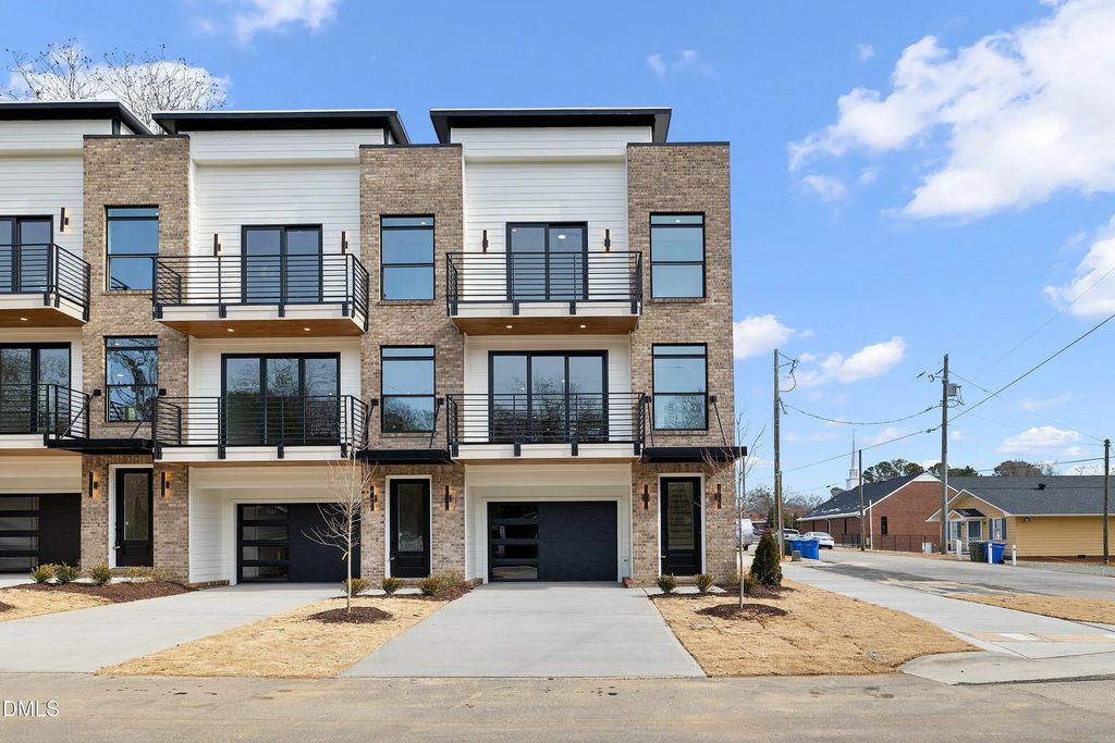 223 S West Street, Fuquay Varina