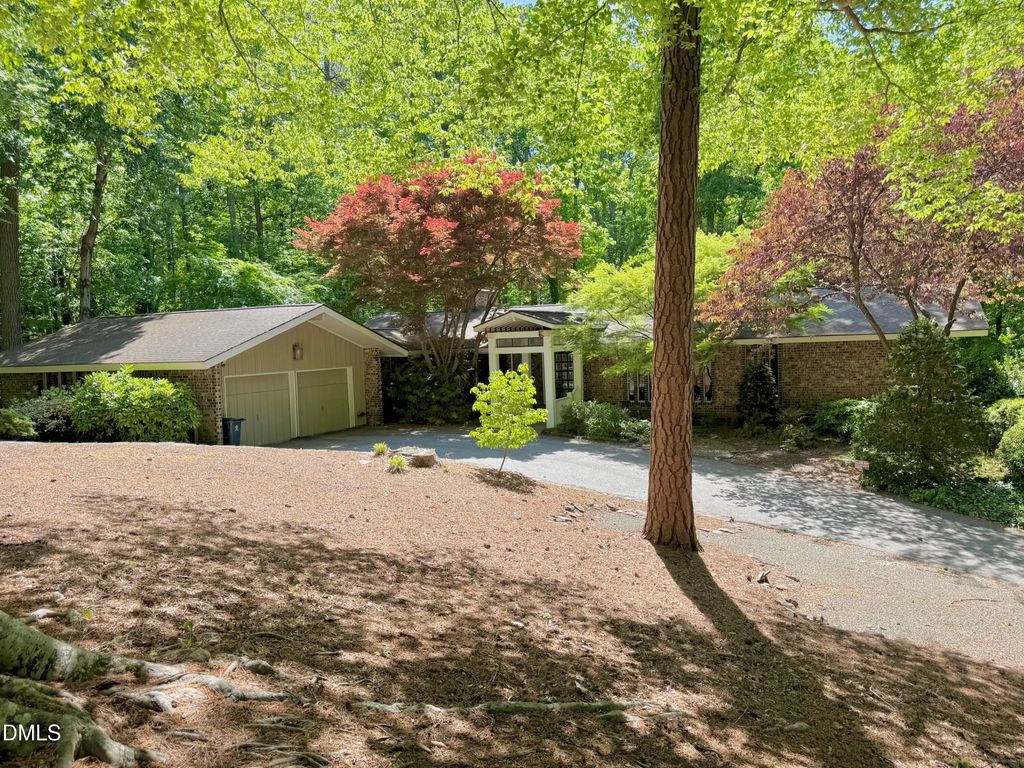 206 Beechwood Trail, Henderson