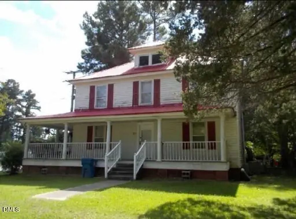 211 S Bank Street, Roper